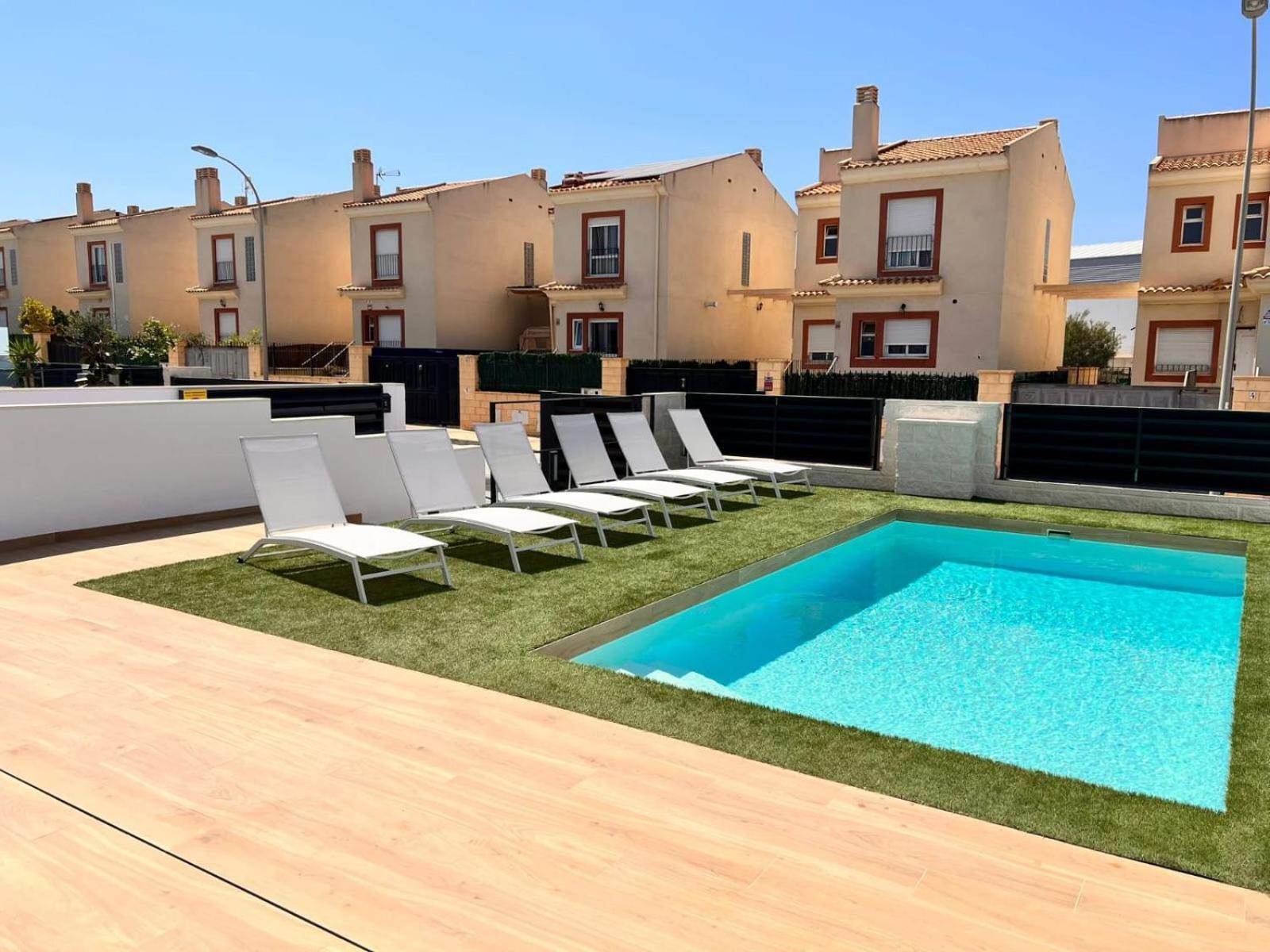 La Masion De Tout Seasonal Rental El Campello Eksteriør bilde